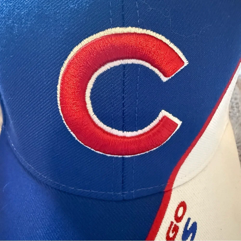 Chicago Cubs Blue and White Baseball Cap